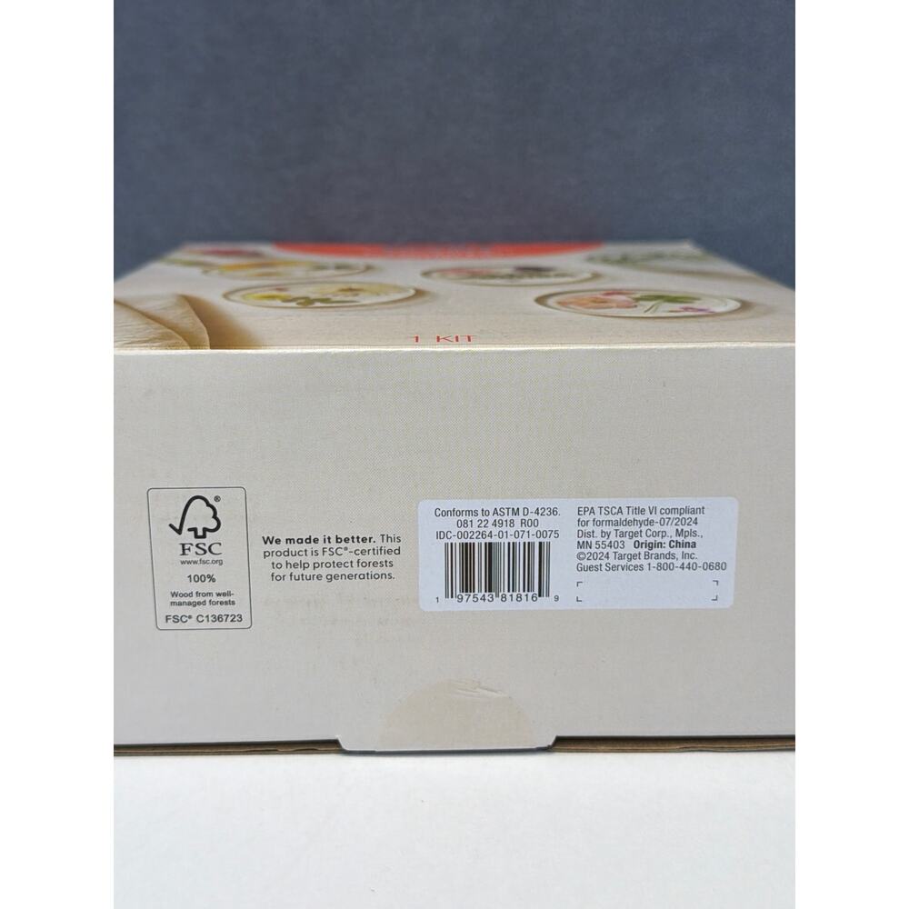 Pressed Flowers Resin Coaster DIY Art Kit - Mondo Llama New in Box - Picture 8 of 8